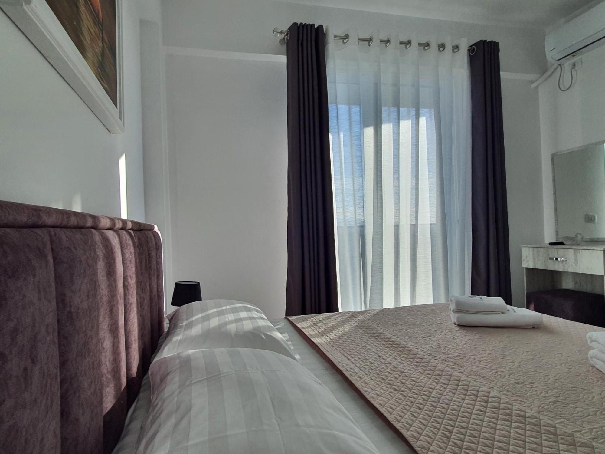Flore Rooms Sarandë Exteriér fotografie