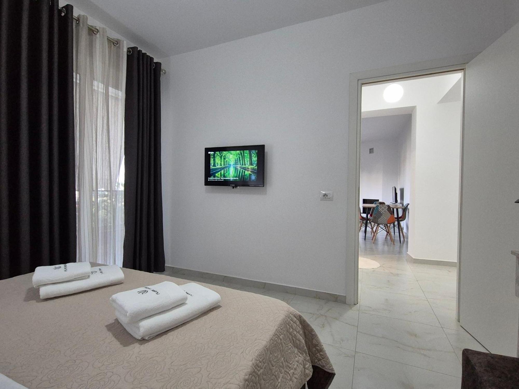 Flore Rooms Sarandë Exteriér fotografie