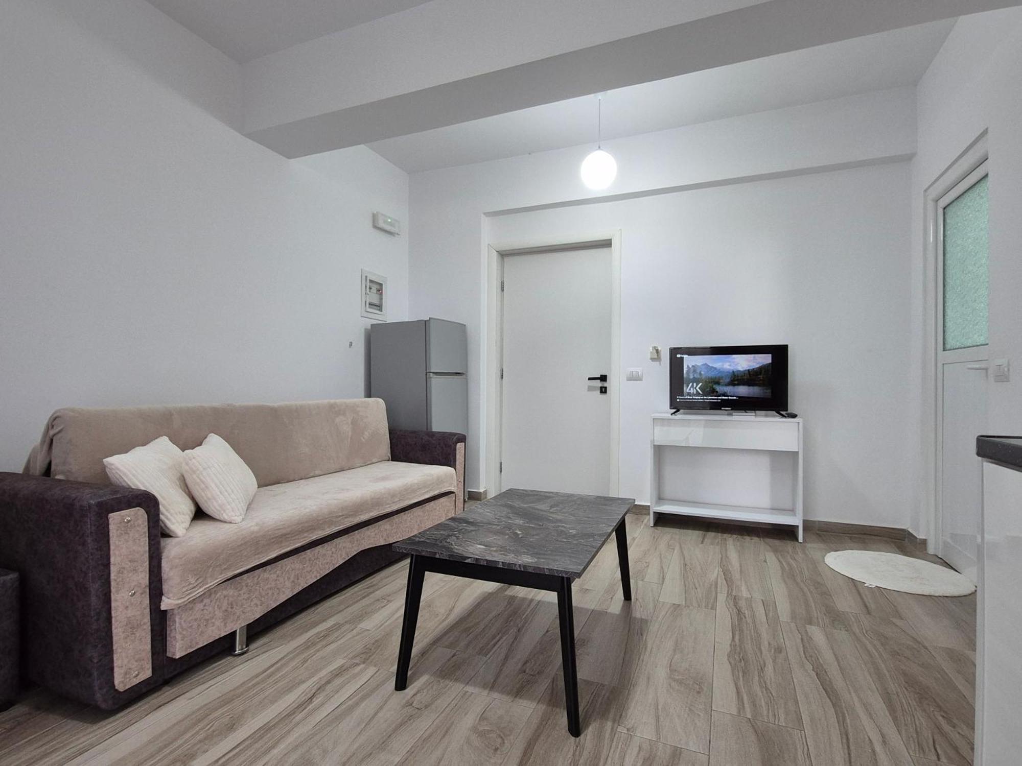 Flore Rooms Sarandë Exteriér fotografie